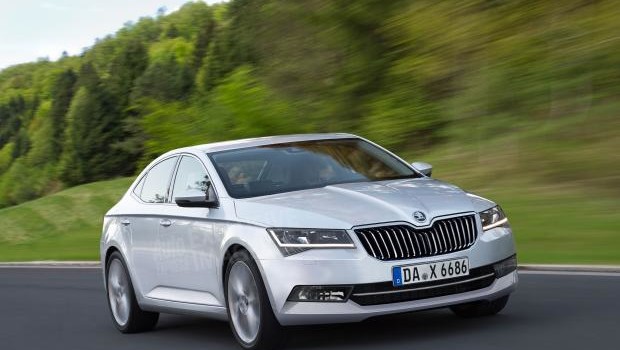 Skoda Online Lansmanda Mercedes'i Geçti