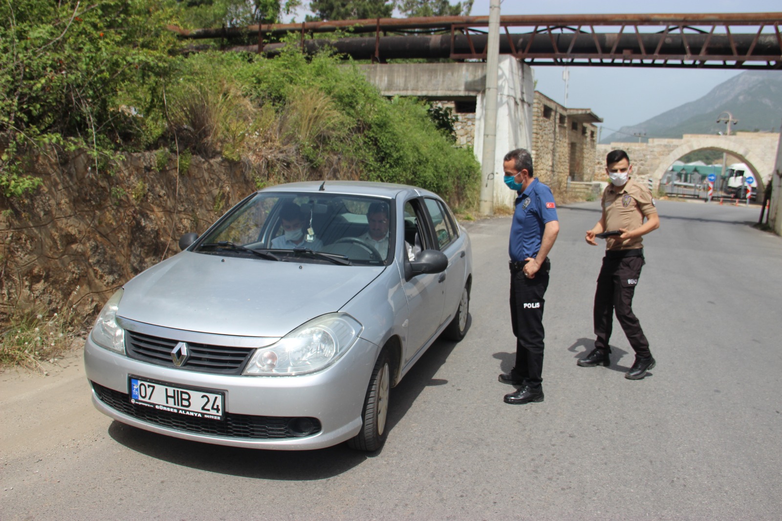 Alanya polisinden sıkı denetim