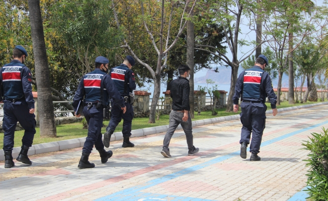 Alanya'da yasağa uymayan 198 kişiye 167 bin TL ceza!