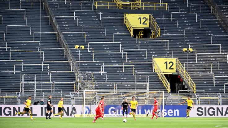 Japonya'da seyircisiz oynanan futbol maçları için uzaktan tezahürat uygulaması başlıyor