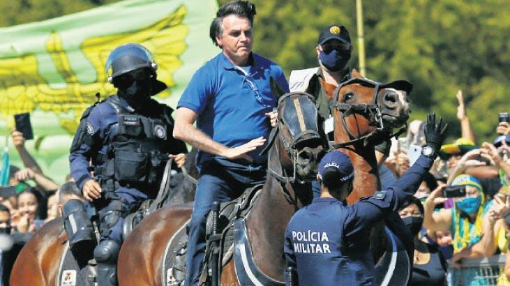 Bolsonaro aradığı Sağlık Bakanı'nı 'ordudan' buldu