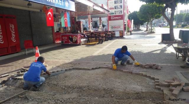 Alanya'da parke bakım ve onarım çalışması