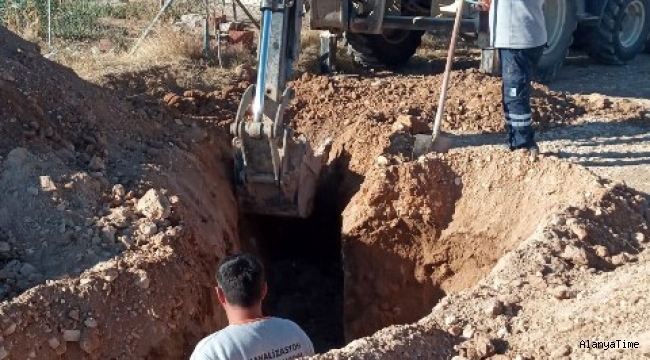 Korkuteli'nde yeni imar yolları  üzerinde kanalizasyon çalışması