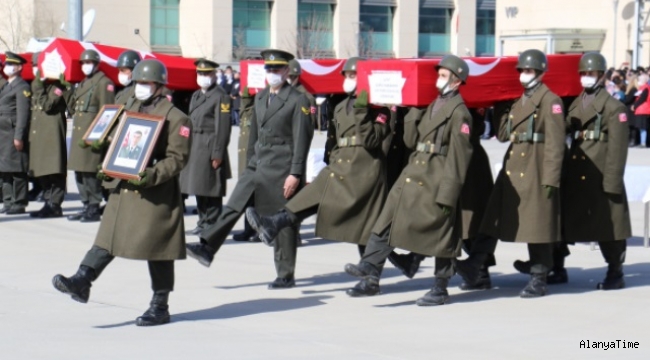 11 şehidimiz Elazığ'dan törenle Ankara'ya uğurlandı