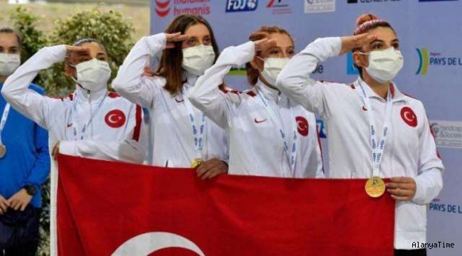 Avrupa şampiyonu özel sporculara havalimanında coşkulu karşılama