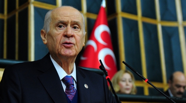 Bahçeli: 'Milletvekilliği düşürülen kirli şahıs Gazi Meclis'ten behemehal çıkarılmalıdır'