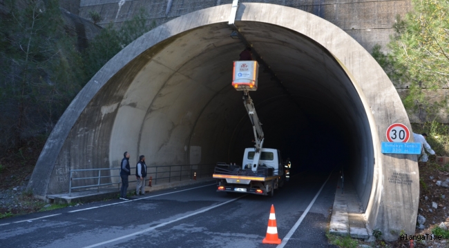 Dimçayı Tüneli'ndeki aydınlatma sorunu giderildi