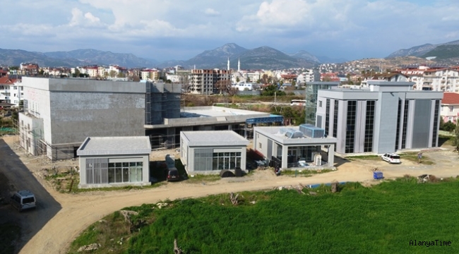 Gazipaşa Kültür Merkezi gün sayıyor   