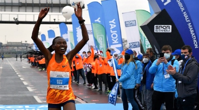 İstanbul Yarı Maratonu'nda Kenyalı atlet Ruth Chepngetich, Dünya Rekoru kırarak şampiyon oldu