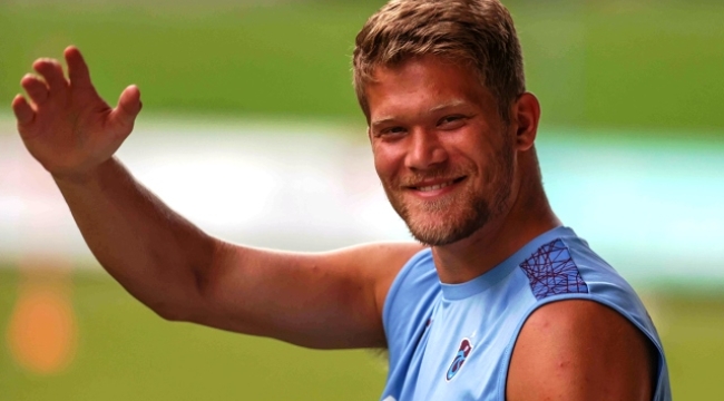 Andreas Cornelius, yeni sezonu bekliyor