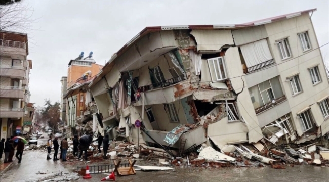 'Turizm sezonu başlıyor': Otellerde kalan depremzedeler tahliye edilmeye başlandı