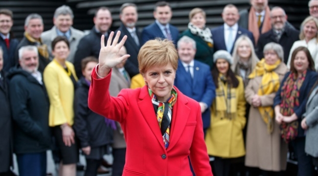 İskoçya'nın eski Başbakanı Nicola Sturgeon gözaltına alındı