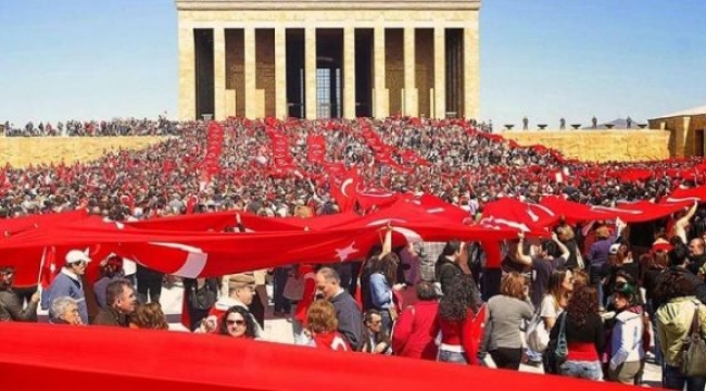 Cumhuriyet'in 100. yılında Anıtkabir'de rekor: Ziyaretçi sayısı açıklandı