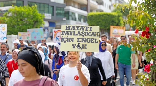 ENGELLERİ KALDIRAN ENGELSİZ KENT ALANYA FESTİVALİ'NE BÜYÜK İLGİ