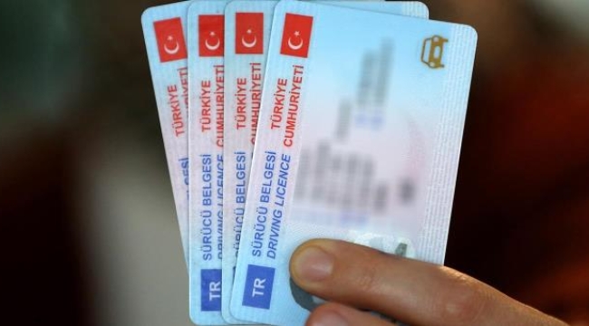 Türkiye'de yaklaşık 6 milyon kişi çipli kimlik kartına geçmedi