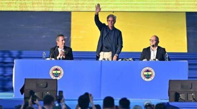 Jose Mourinho resmen Fenerbahçe'de