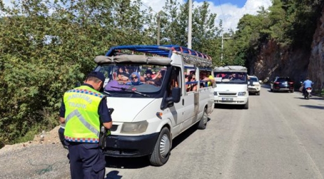 Alanya'da 5 bölgede safari araçlarına ceza yağdı