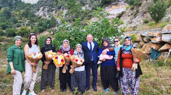 Alanya'da 'Dünya Kadın Çiftçiler Günü' kutlandı 