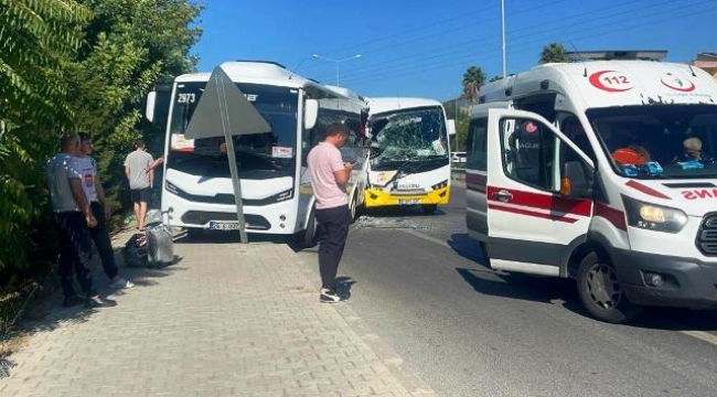 Alanya'da tur midibüsleri çarpıştı: 12 yaralı