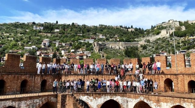 Alanya Üniversitesi dünya üniversitelerini bir araya getirecek