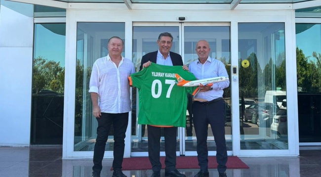 Alanyaspor'dan Karaer'e teşekkür ziyareti