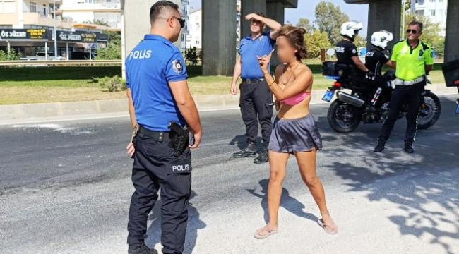 Bikinili kadın polisleri çileden çıkardı