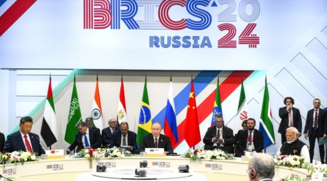 Putin: "BRICS ülkeleri dünyanın geleceği için sözde değil, fiilen sorumluluk üstleniyor"