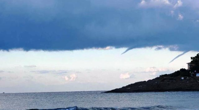 Alanya'da aynı anda 2 hortum birden çıktı