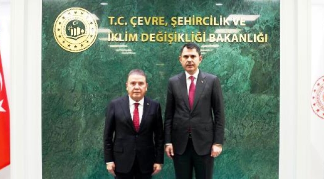 Muhittin Böcek, Bakan Kurum ile Antalya'nın geleceğini görüştü