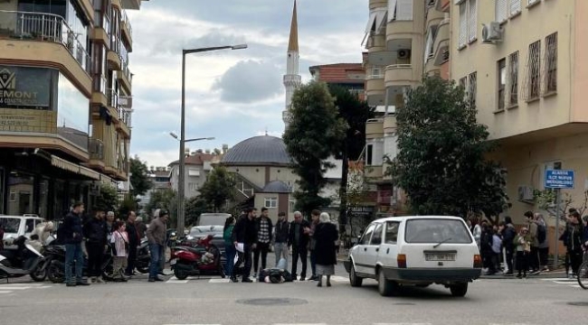 Alanya'da otomobil ile motosiklet çarpıştı: 1 yaralı