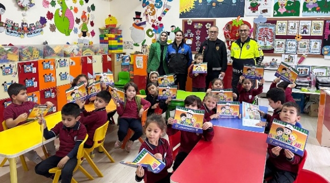 Alanya'da yarının büyükleri polisliği öğrendi