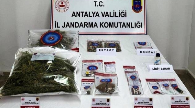 Gazipaşa'da jandarmadan uyuşturucu operasyonu