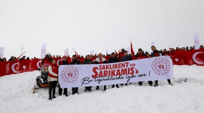 Antalya'da Sarıkamış Harekatı'nın 110. yılı dolayısıyla Saklıkent'te yürüyüş yapıldı.