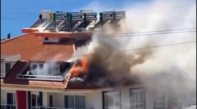 Alanya'da 4 katlı binada korkutan yangın