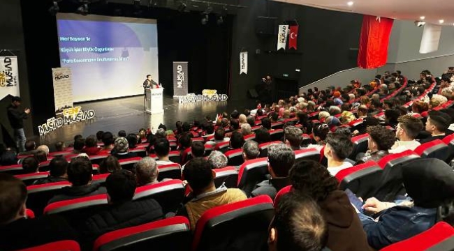 Mert Başaran ile 'Küçük İşler, Büyük Özgürlükler' semineri büyük ilgi gördü