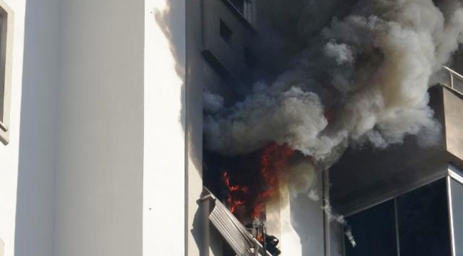 Ocakta unutulan yağ yangına sebep oldu