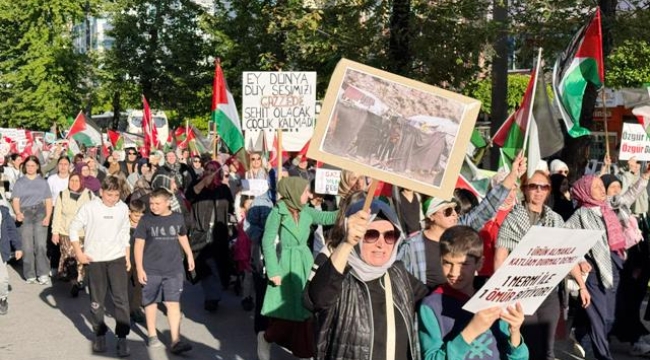 Alanya'da İsrail'in Gazze'ye yönelik saldırıları protesto edildi